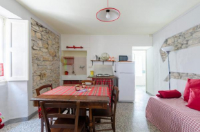 ALTIDO Charming Apt for 3 with Big Green Garden, in Ponzone